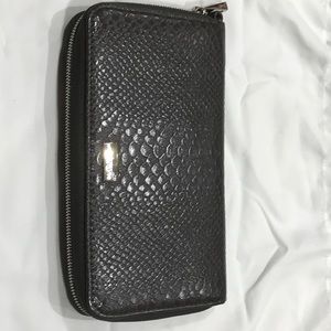 Thirty-one Jewel Wallet